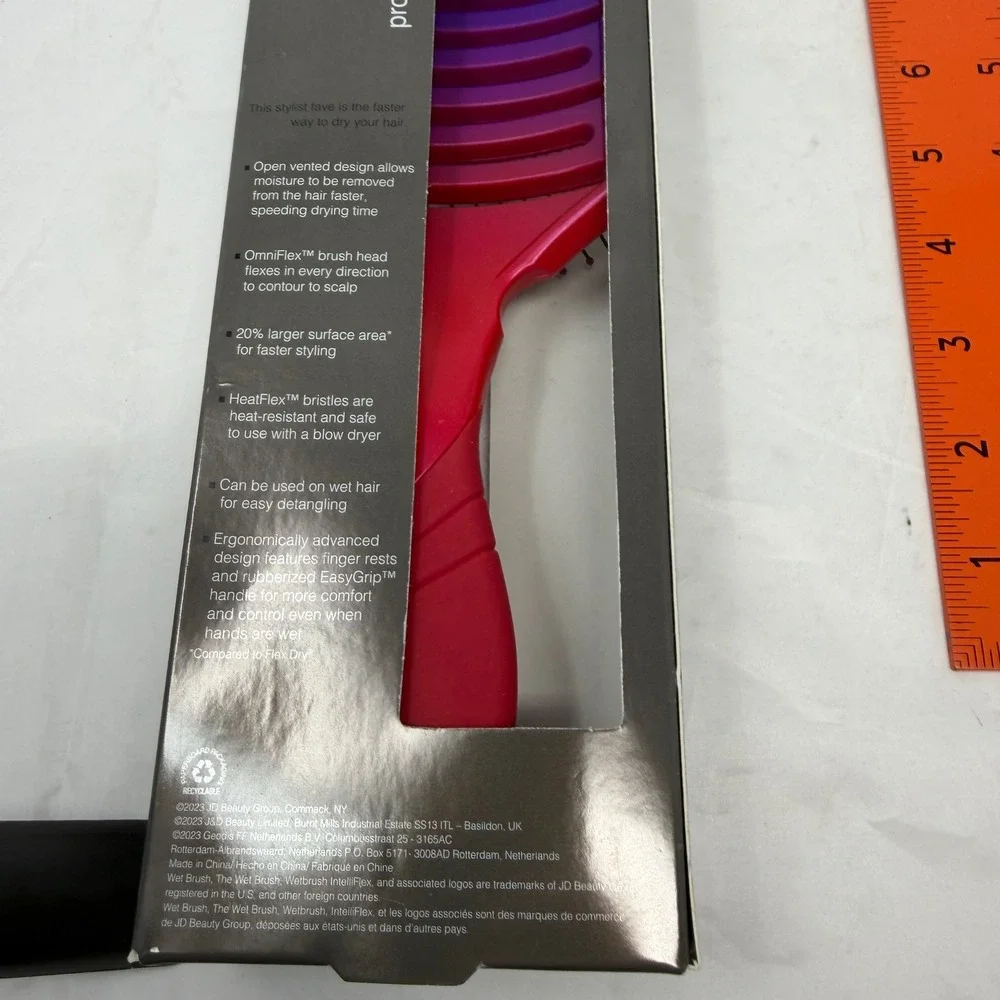 Wet Brush Pro Flex Dry Paddle Pink Purple Ombre Vented Hair Brush HeatFlex NEW